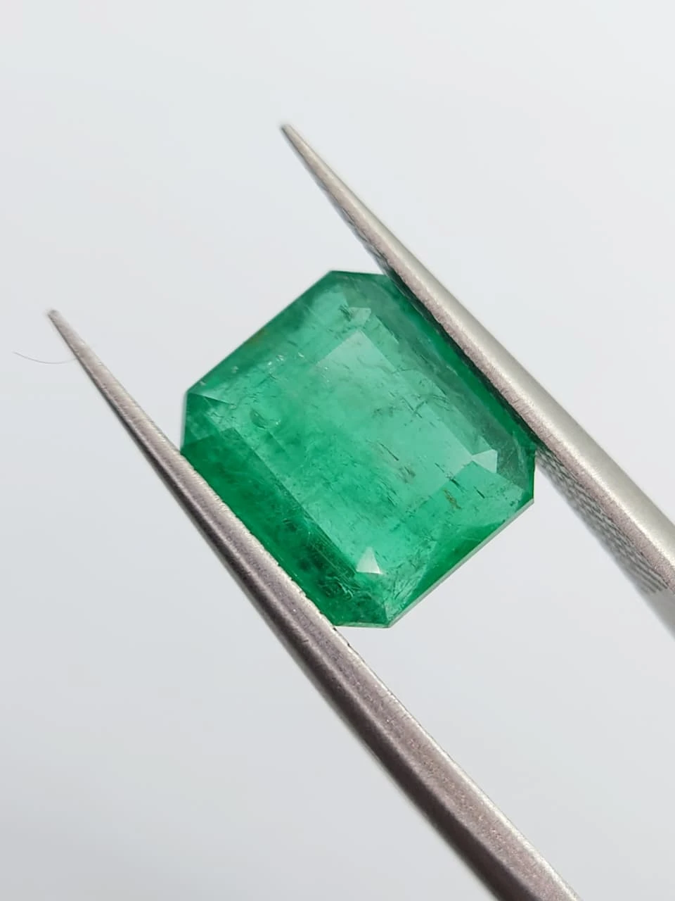 4.29ct Natural Saturated Panjshir Emerald from Afghanistan — view 5
